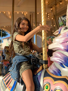 Meet your Posher, Sariah